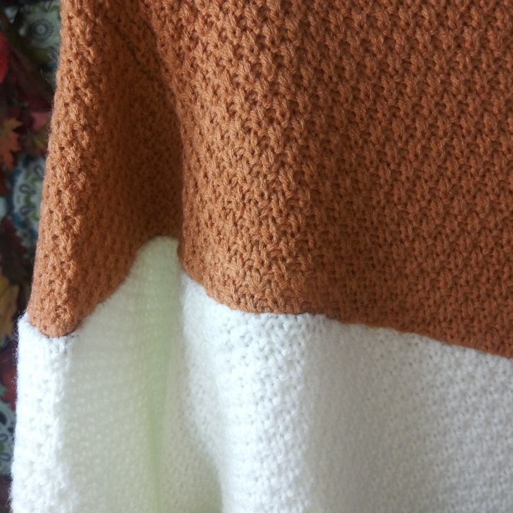 1904 Jeaniemade Size XL Zenana Upcycled Sweater - Picture 2 of 3